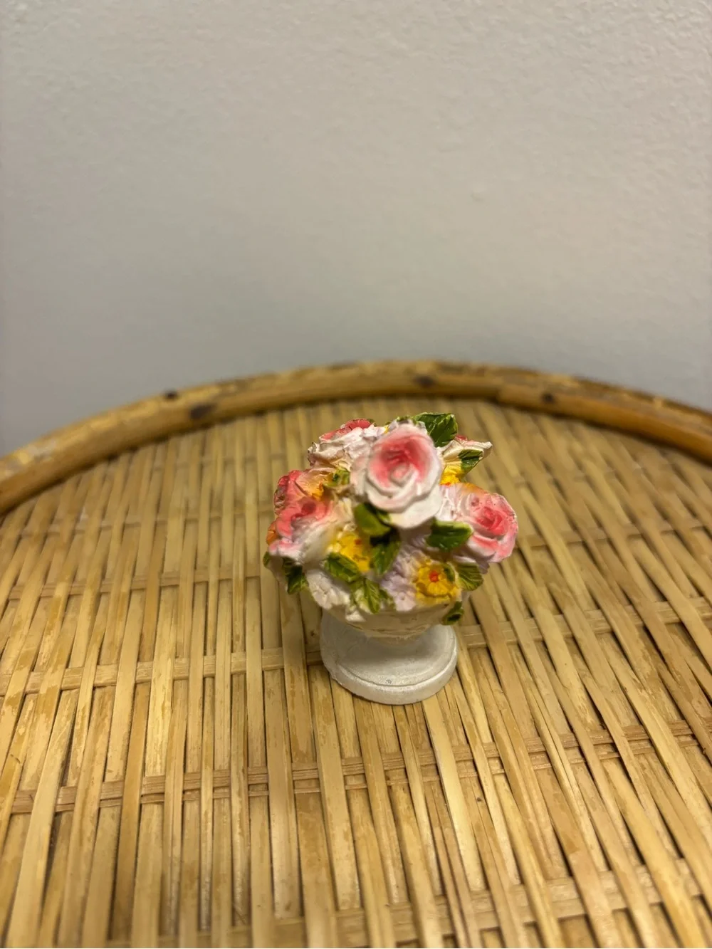 Decorative Pink Rose Bowl Figurine